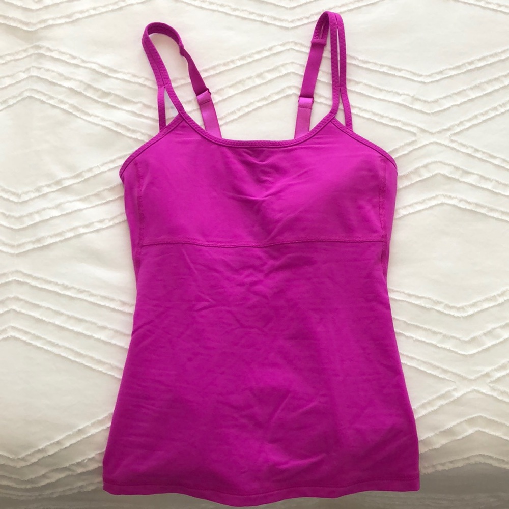 Lucy brand workout top